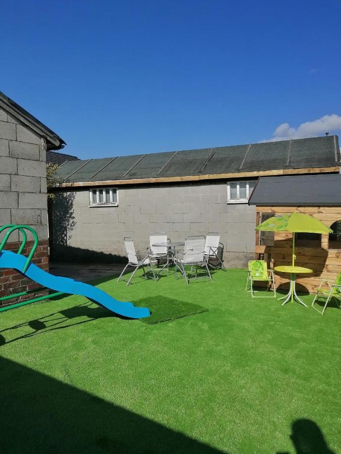 Chota Gher Apartment Widnes Exteriér fotografie